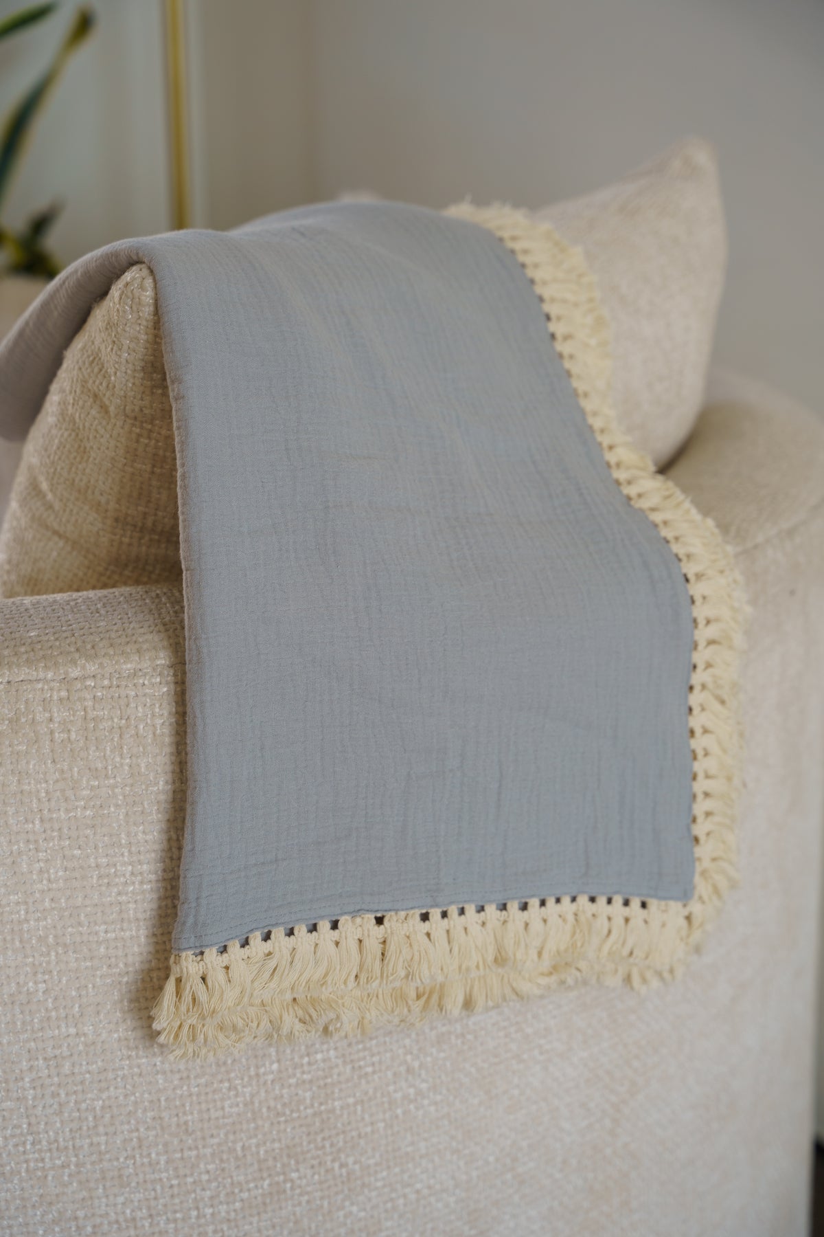 Kids Lightweight Fringe Blankets