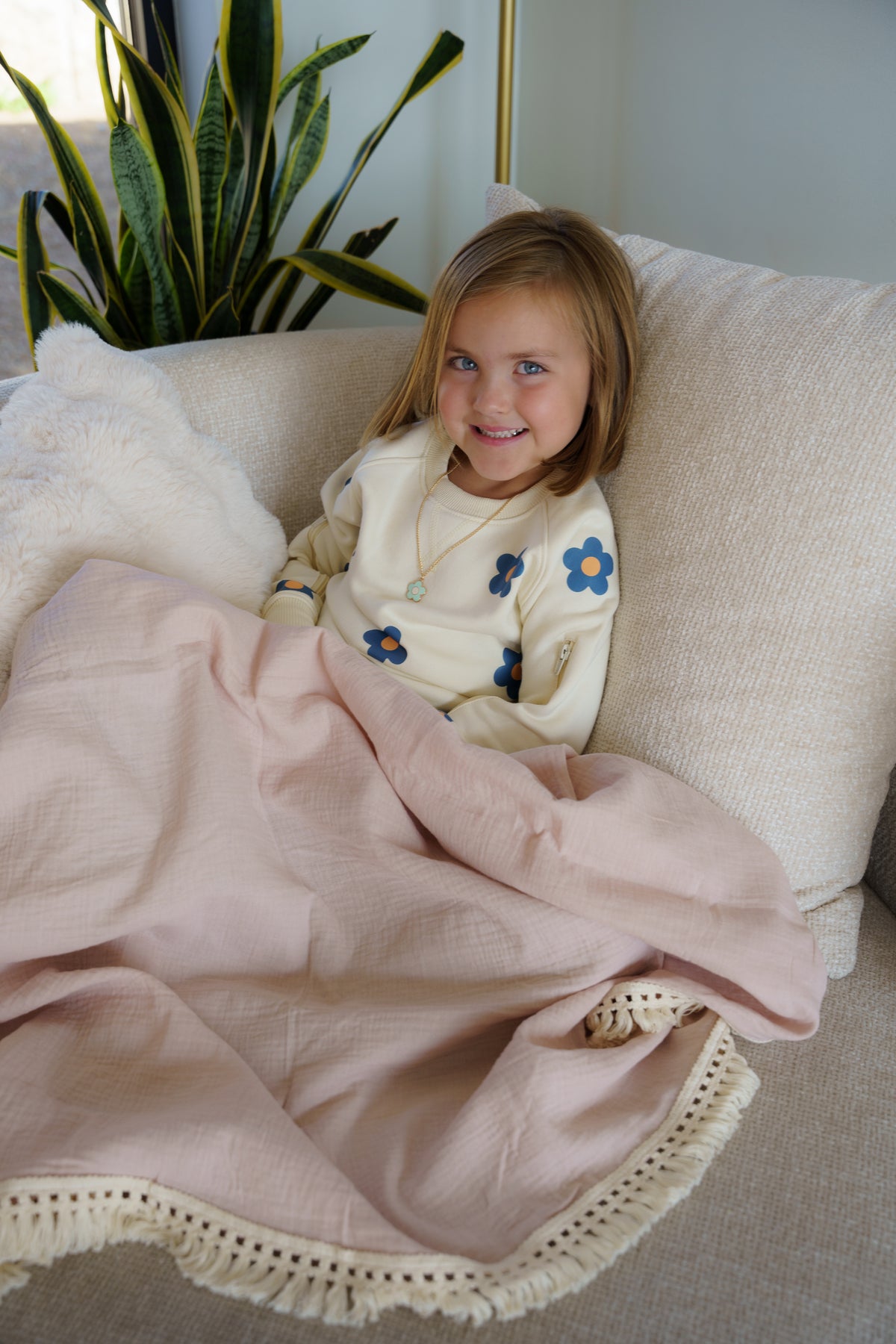 Kids Lightweight Fringe Blankets